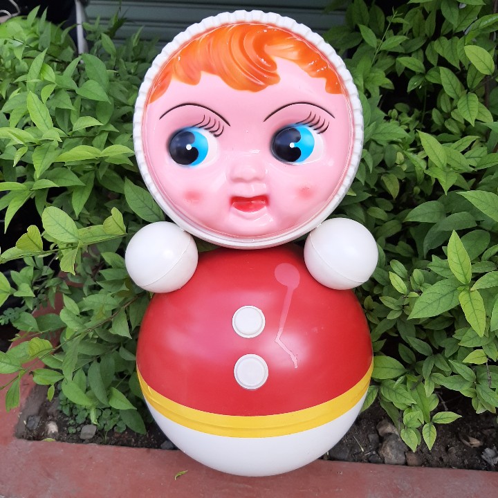 BÚP BÊ NGA LẬT ĐẬT NHỰA CAO 50CM