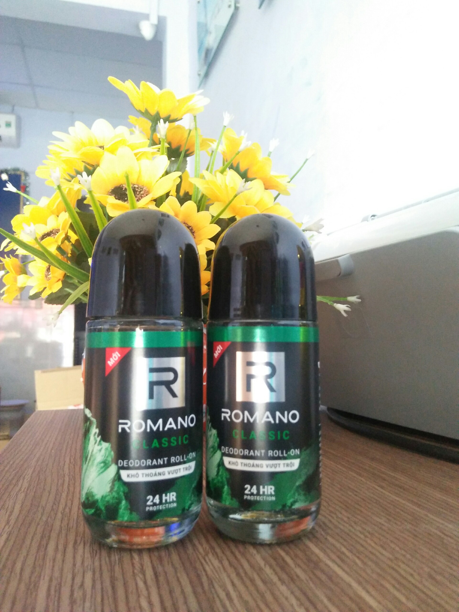 Combo 2 lăn khử mùi Romano Classic 50ml