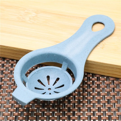 Dụng cụ tách lòng đỏ trứng gà