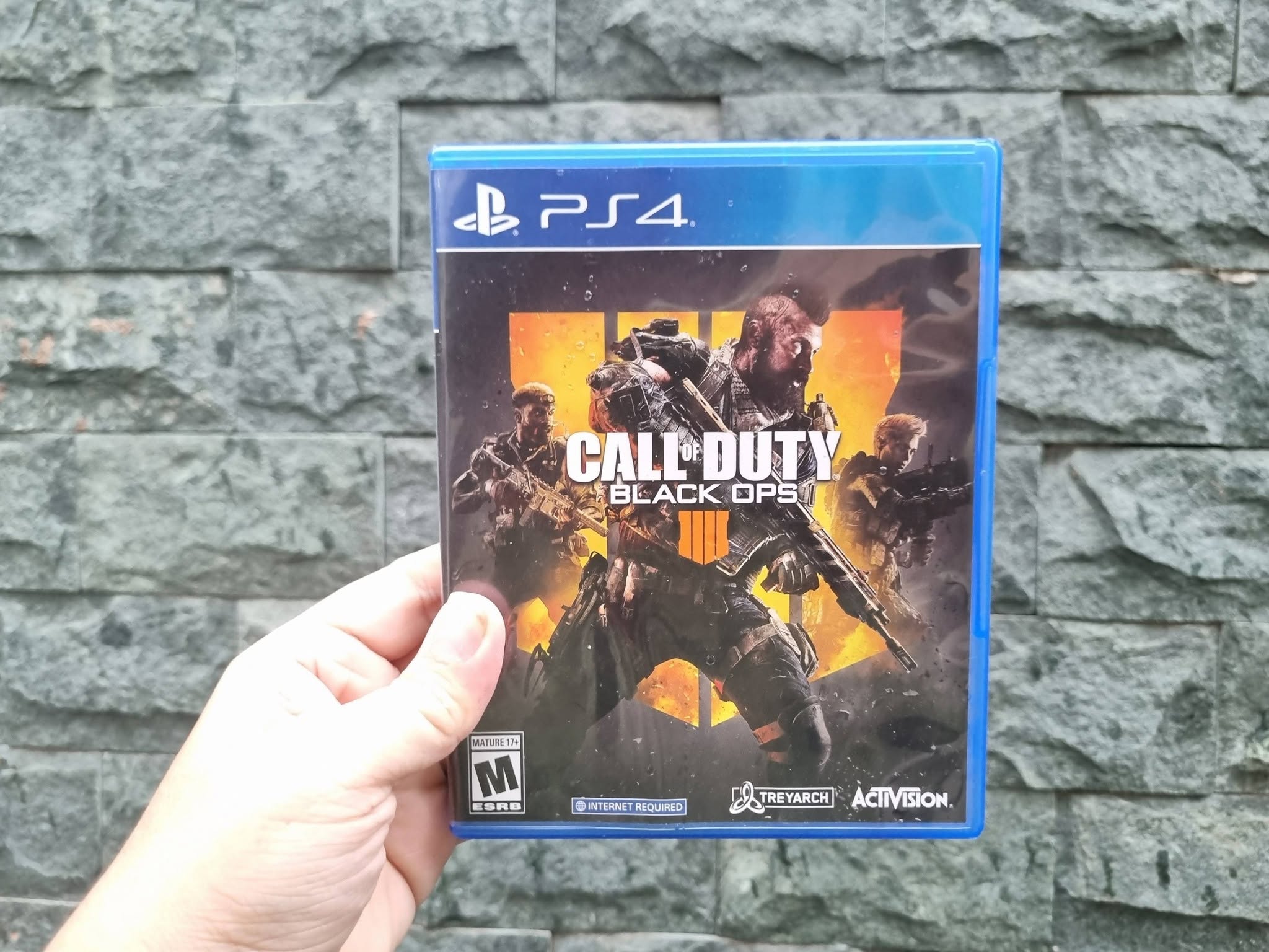 Đĩa game bắn súng Call of Duty Black Ops 4 Ps4