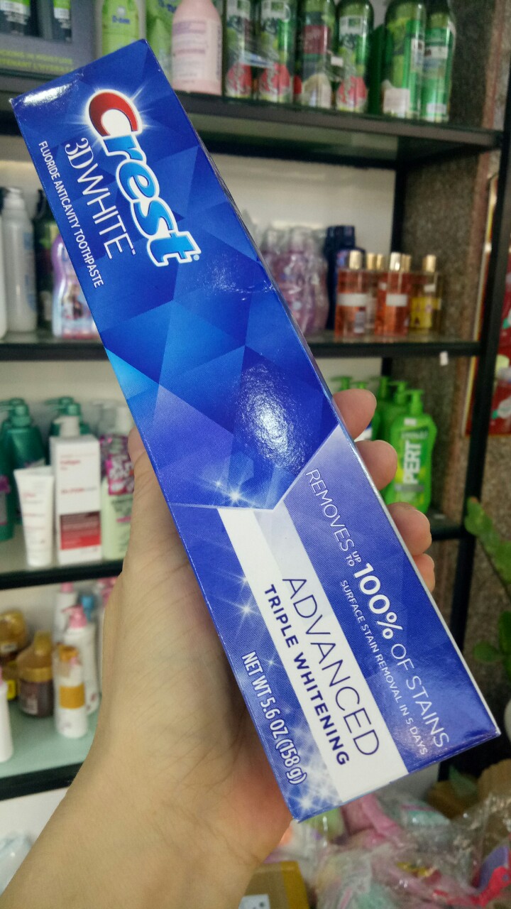 Kem đánh răng Crest 3D White Advanced Triple Whitening làm trăng răng gấp 3 lần 198g
