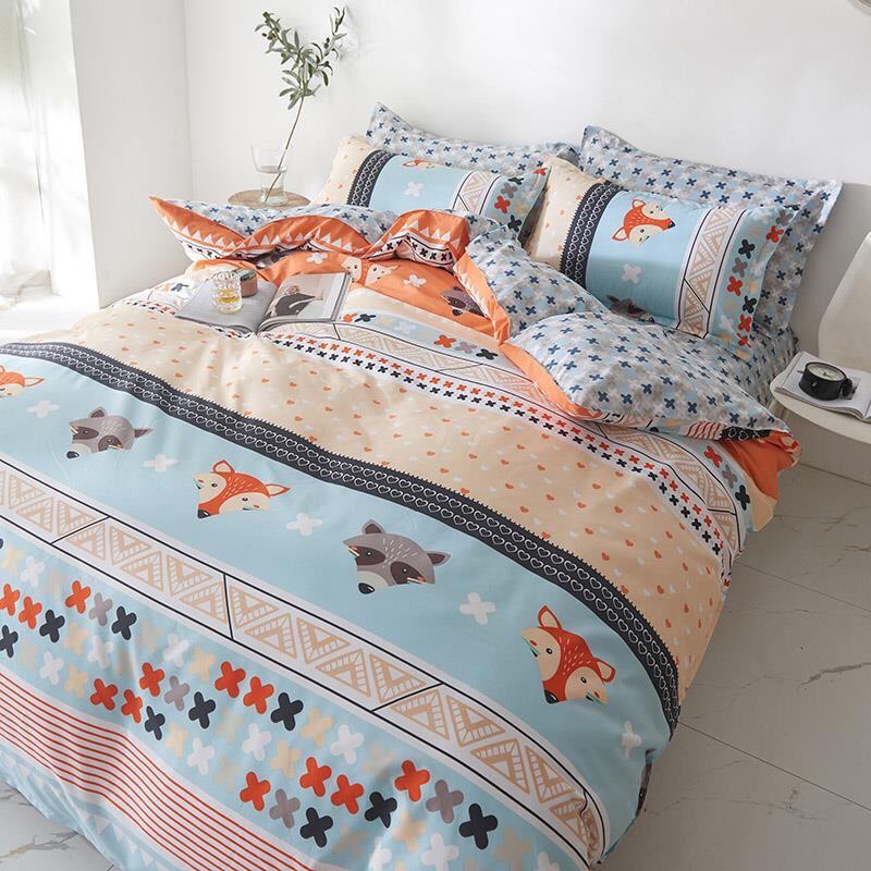 Bộ Chăn Ga Gối Cotton Poly - Cáo Cẩm ( 1 Drap + 2 Vỏ Gối Nằm + 1 Vỏ Chăn ) Tiệm Nhà Cá
