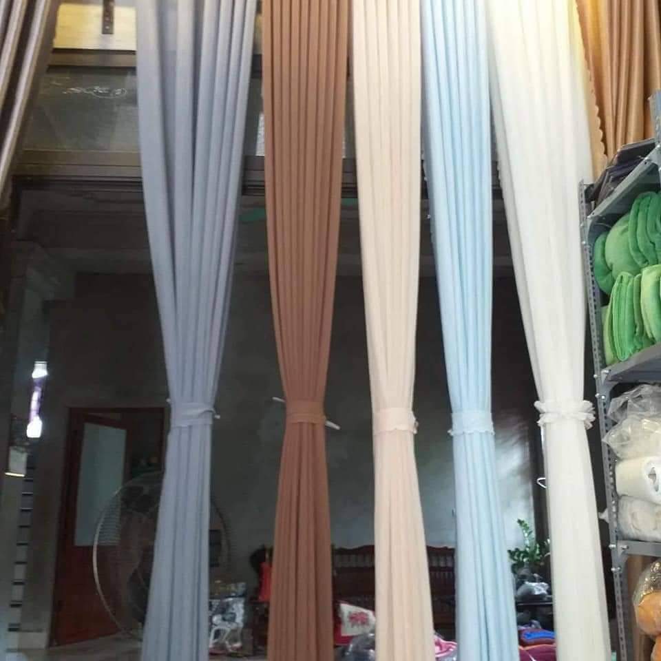 Rèm voan màu xanh da trời kích thước rộng 3,5m x cao 2,7m . rèm đẹp dày dặn , hàng loại 1