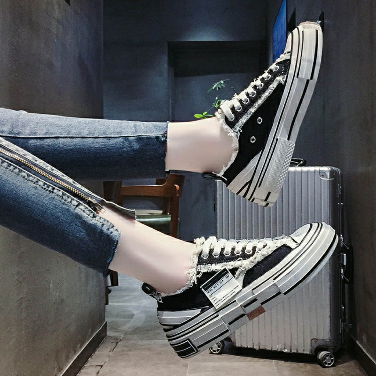 Giày thể thao nam và nữ rách X Vessellll hàng xuất dư cao cấp