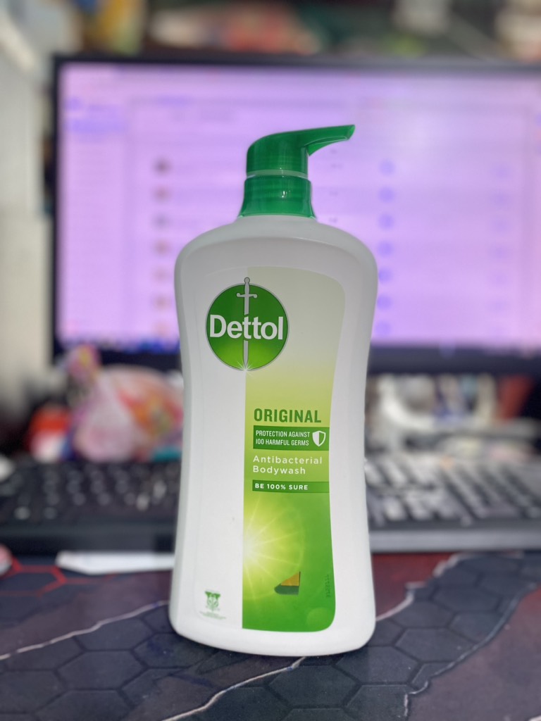 Sữa tắm Dettol Original kháng khuẩn chai 950g có vòi bơm - Mùi tinh dầu thông - Sữa tắm Dettol Original Antibacterial