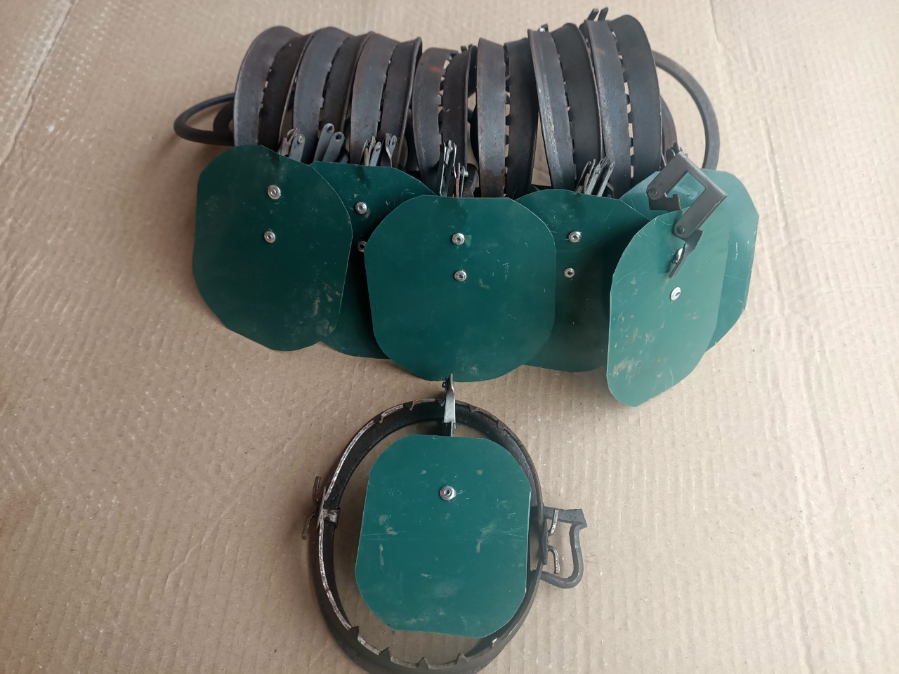 5 cạm bẫy chồn 16cm kèm bàn đạp bấm đinh