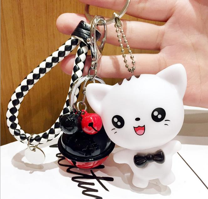 Móc khóa mèo nơ đen cute dễ thương kèm dây và chuông lớn