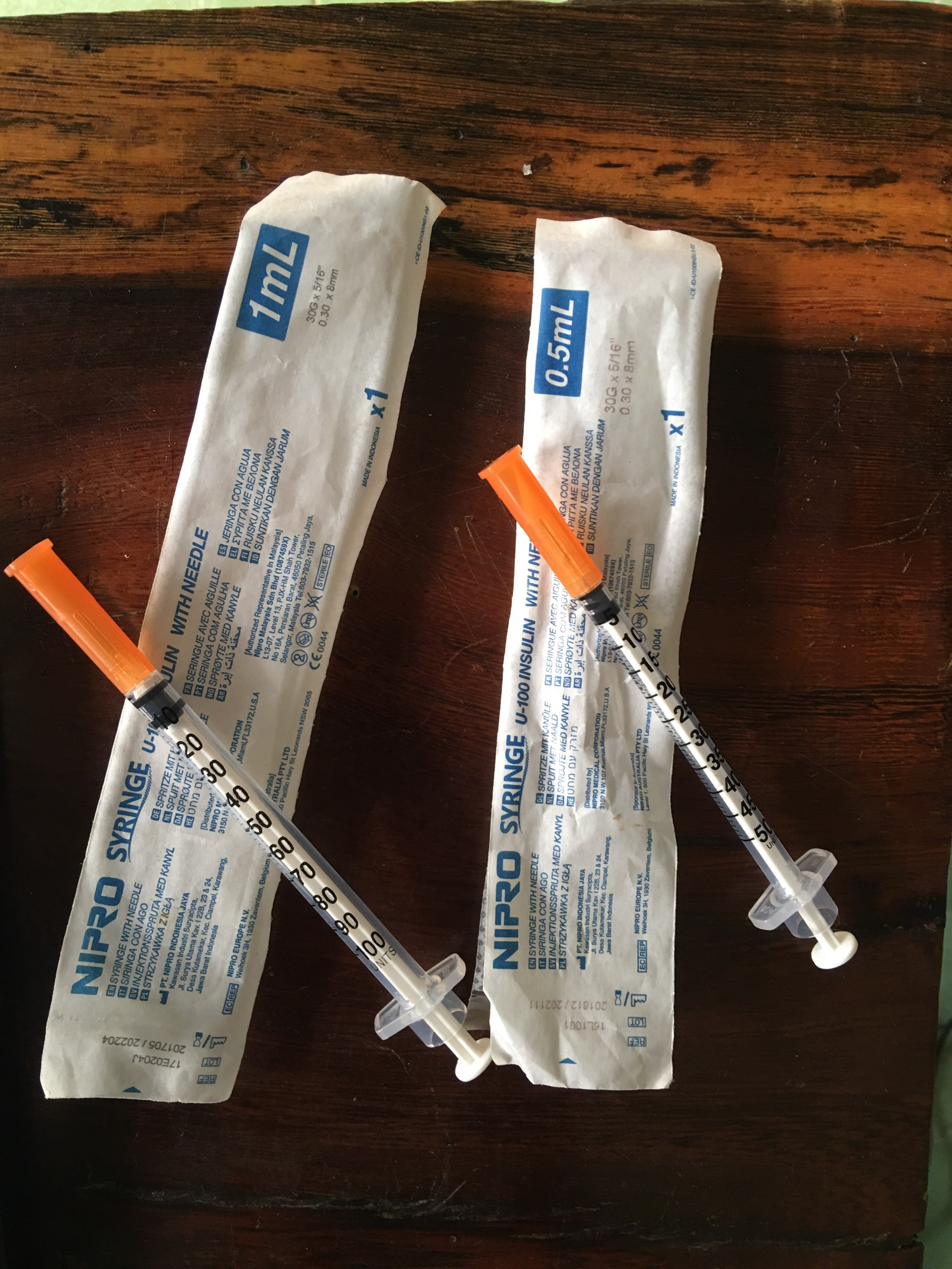 Bơm tiêm insulin 1.0ml, 30g 5/16'' nipro syringe u-100 insulin with needle 1ml