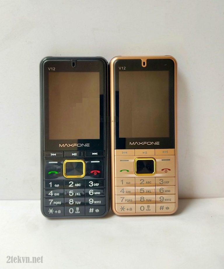 Điện thoại 4 Sim MaxFone V12