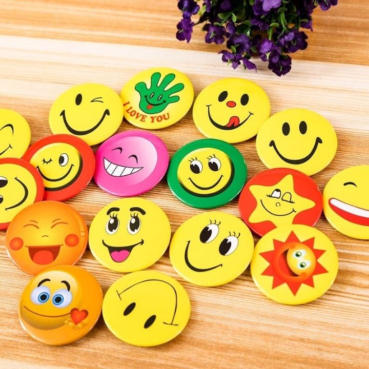 Combo 6 huy hiệu cảm xúc cute dễ thương trang trí áo ba lô túi xách
