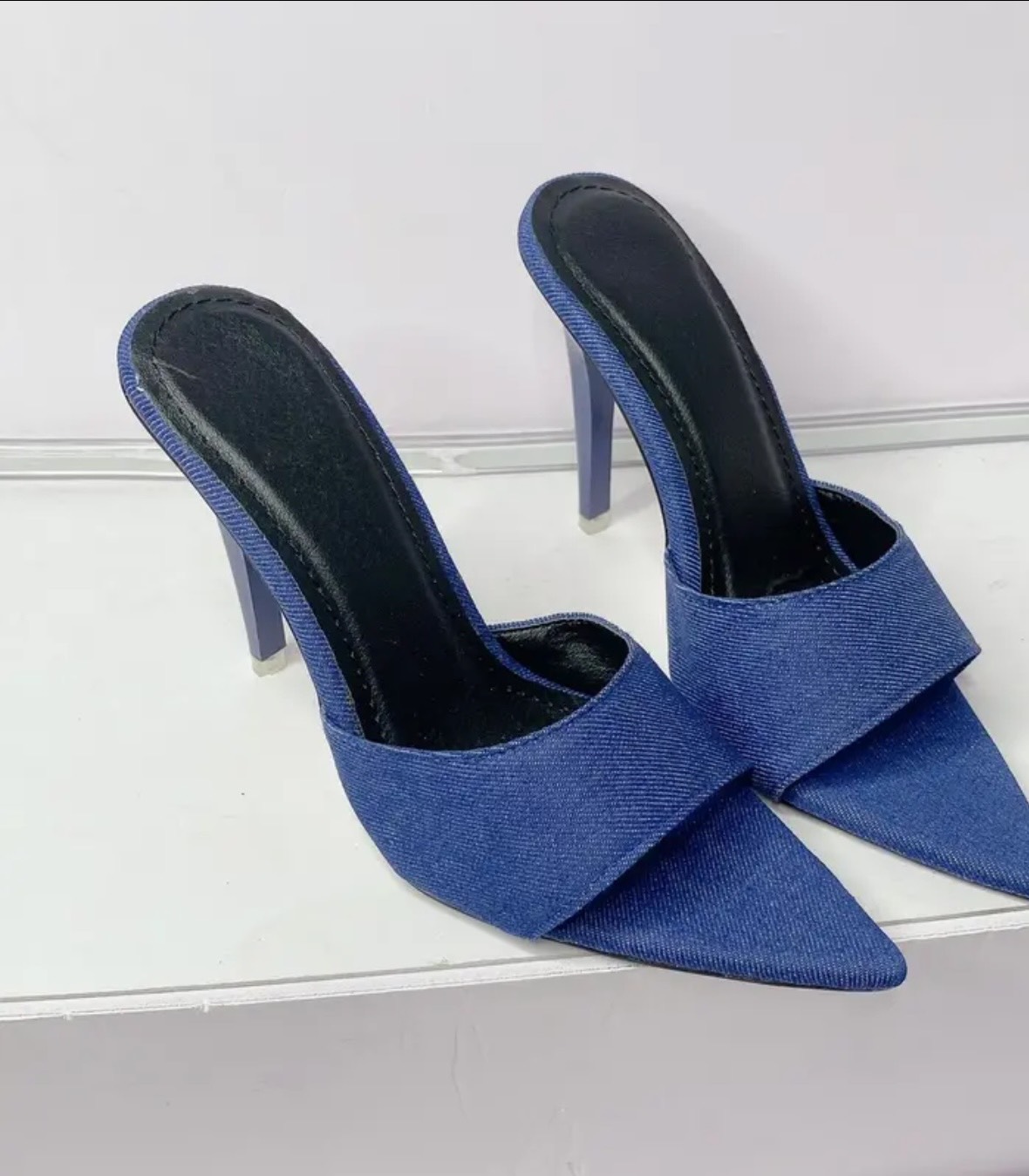 Dép cao gót nhọn 9cm quai ngang bọc jean