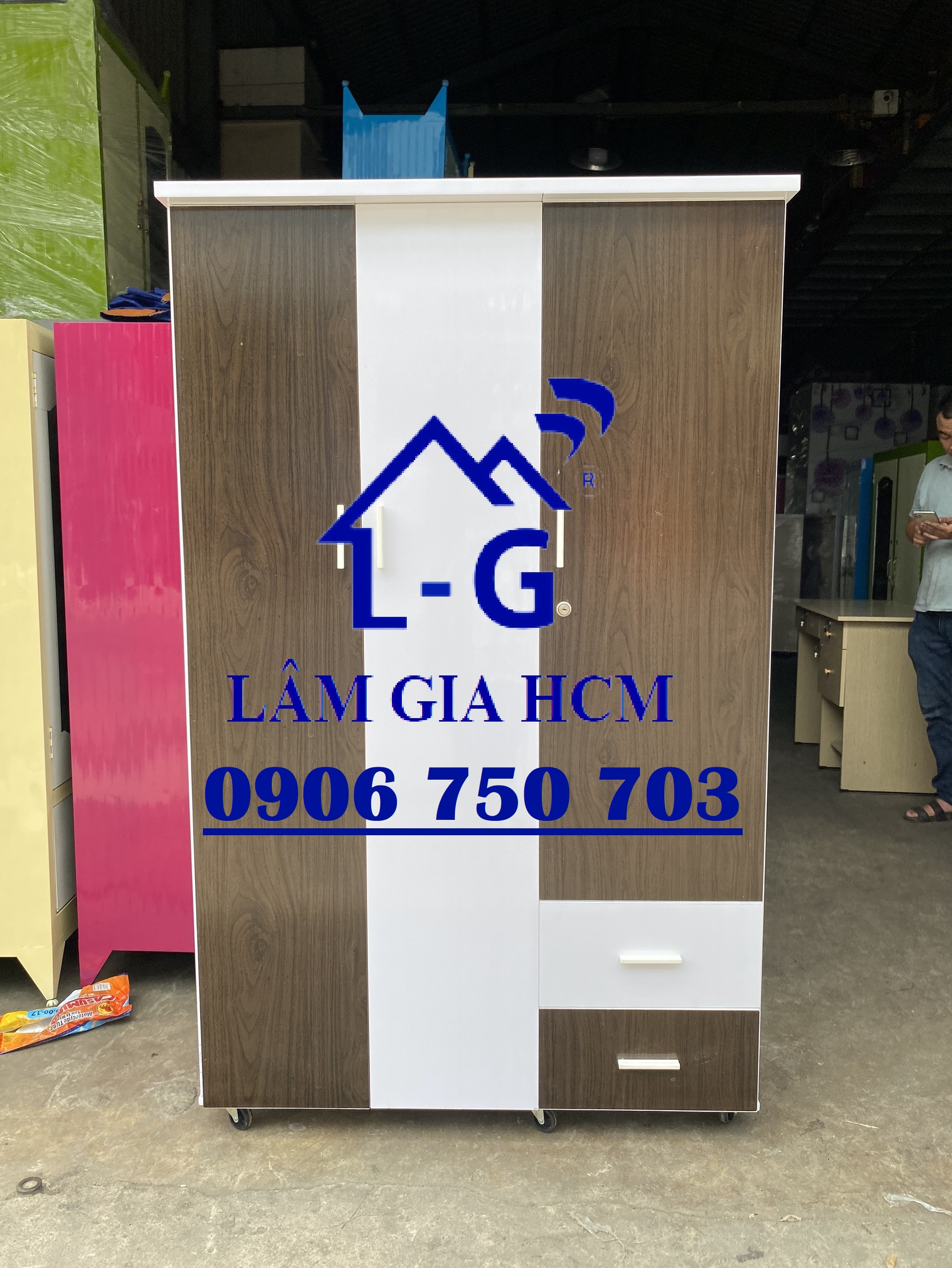 Tủ nhựa đài loan 3 cánh 2 ngăn cao 1m7 - free ship