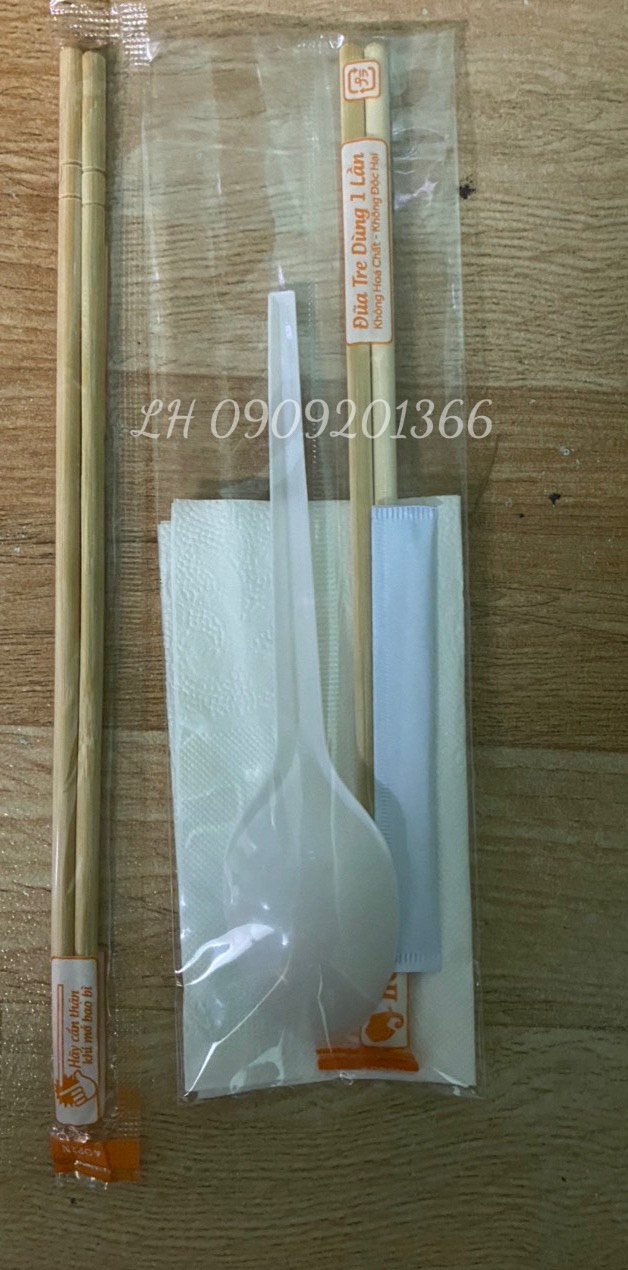 100 bộ (muỗng nhựa + đũa tre + giấy + tăm)
