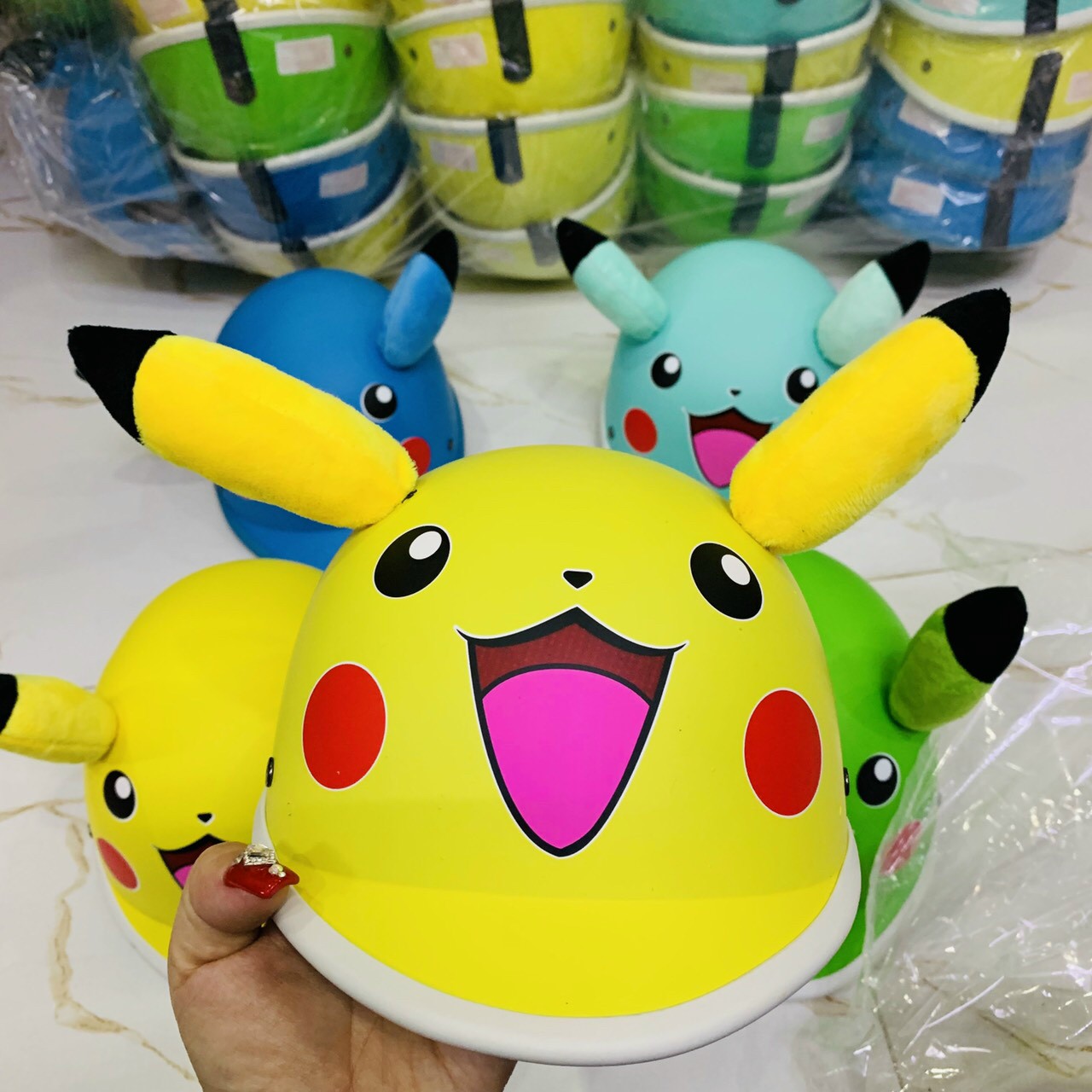 mũ bảo hiểm pikachu cho các bé từ 2-6 tuôi