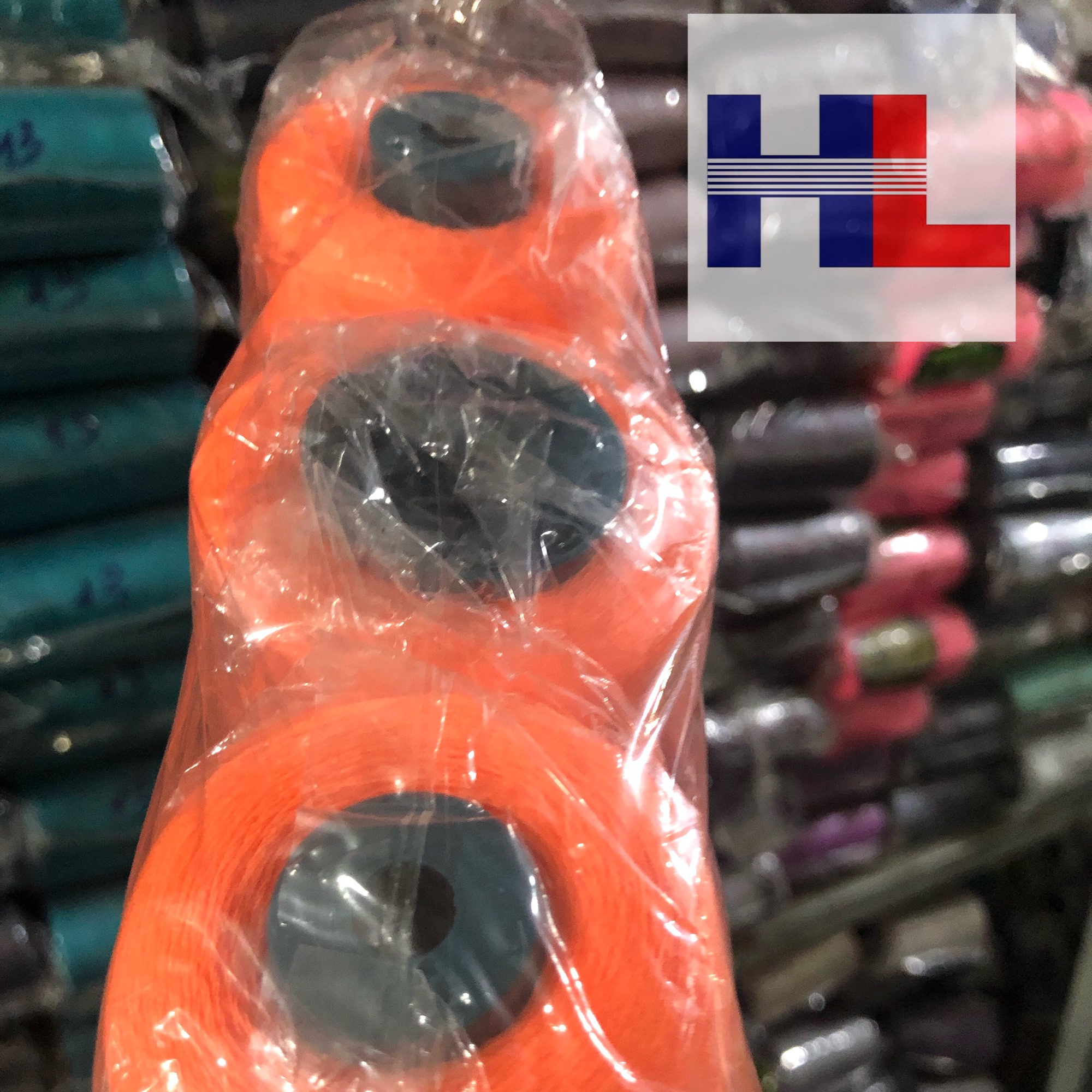 [HCM]Chỉ May Màu Công Nghiệp 40/2 Hạnh Liễu : màu cam mi nơ ( 6cuộn/kg/60.000)