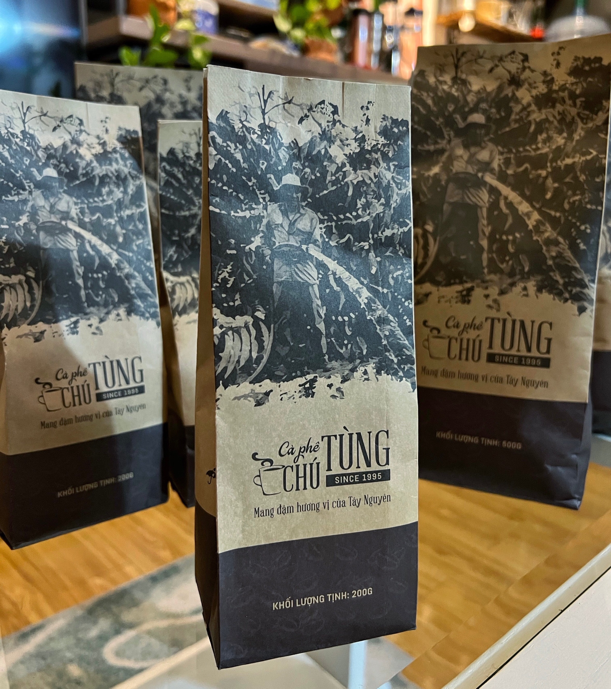 Combo 5 túi cà phê rang xay Chú Tùng 200g, 100% hạt robusta nguyên chất