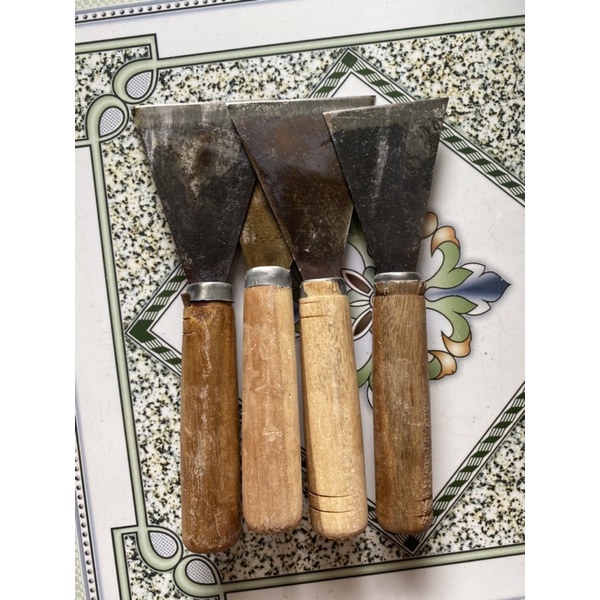 Sủi tường bằng thép cán gỗ