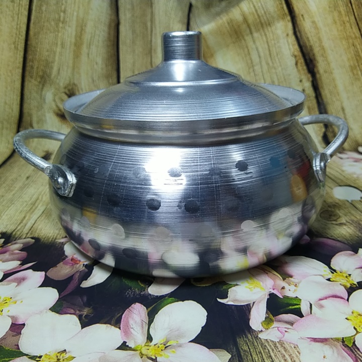 Lẩu Bầu mẫu MỚI SIÊU ĐẸP 18cm. Được gò thủ công mang chất TRUYỀN THỐNG Lẩu mắm, Tái, CUA ĐỒNG, Sup. Chuyên DECOR cho các sự kiện món ăn DÂN DÃ DÂN TỘC VIỆT