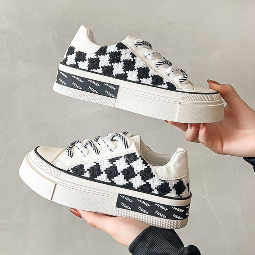 Giày nữ, giày thể thao nữ thêu nổi đế cao 3cm màu đen, giày nữ sneaker đế cao hottrend 2023, Giày bata vải canvas thổ cẩm kiểu mới cổ thấp năng động cá tính dành cho nữ, màu kem size 36-40