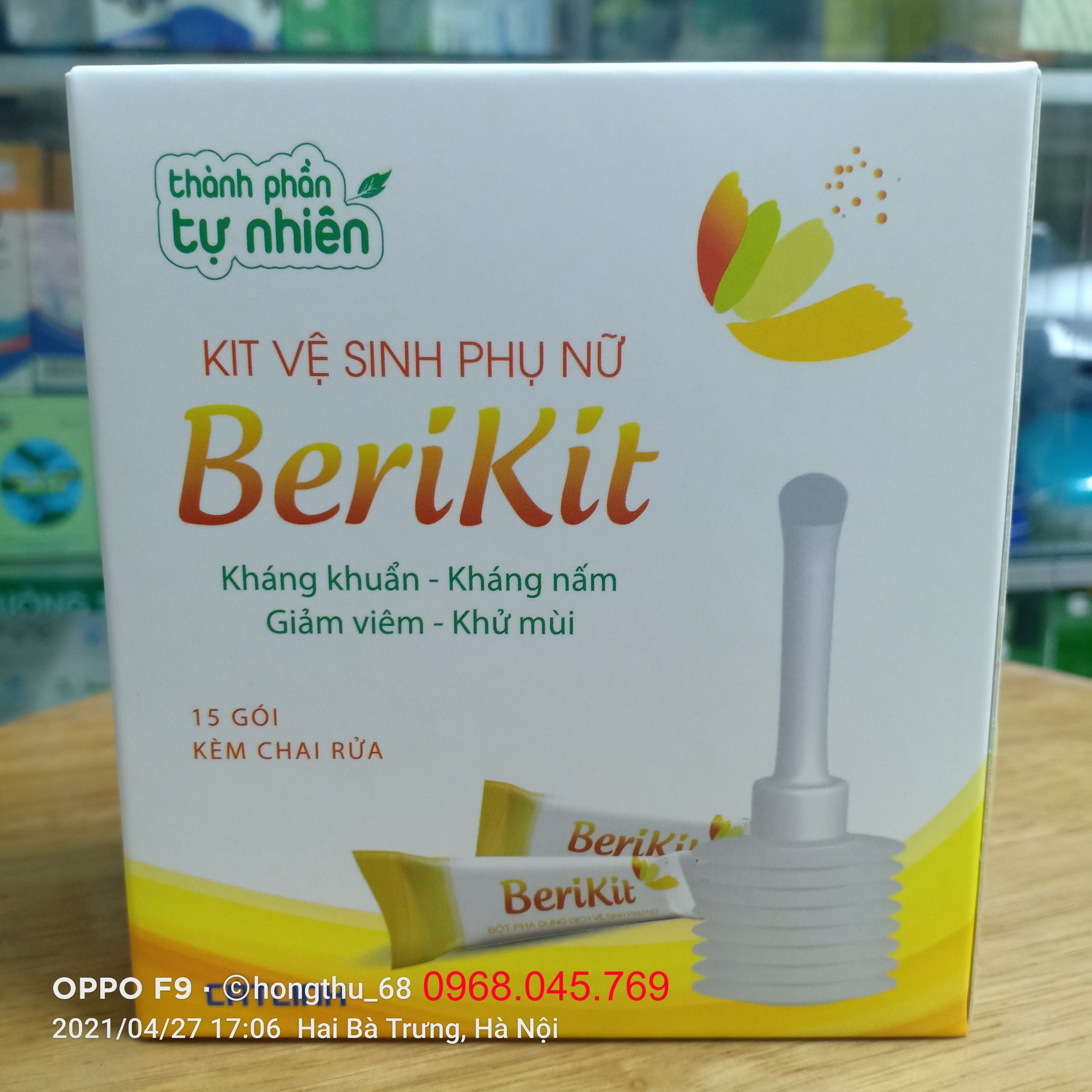 Kit vệ sinh phụ nữ berikit - hộp 15 gói kèm chai rửa