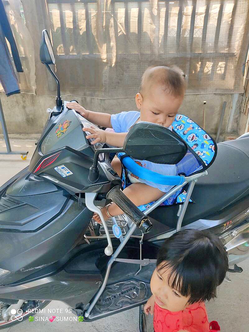 Ghế ngồi xe Airblade mới năm 2014 trở lên cho bé , GHẾ GA XẾP SẮT SƠN TĨNH ĐIỆN GẤP GỌN ĐƯỢC