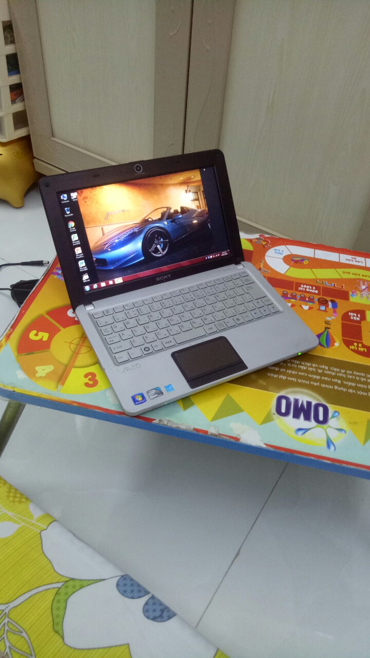 Laptop sony mini
