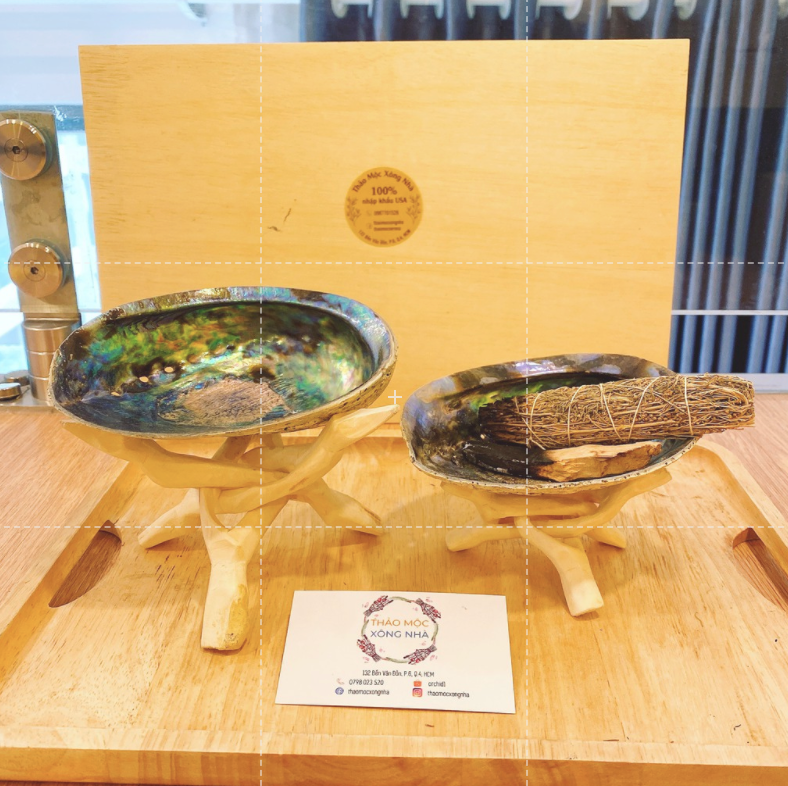 Chân Đế Gỗ Đựng Vỏ Sò - Thảo Mộc Xông Nhà