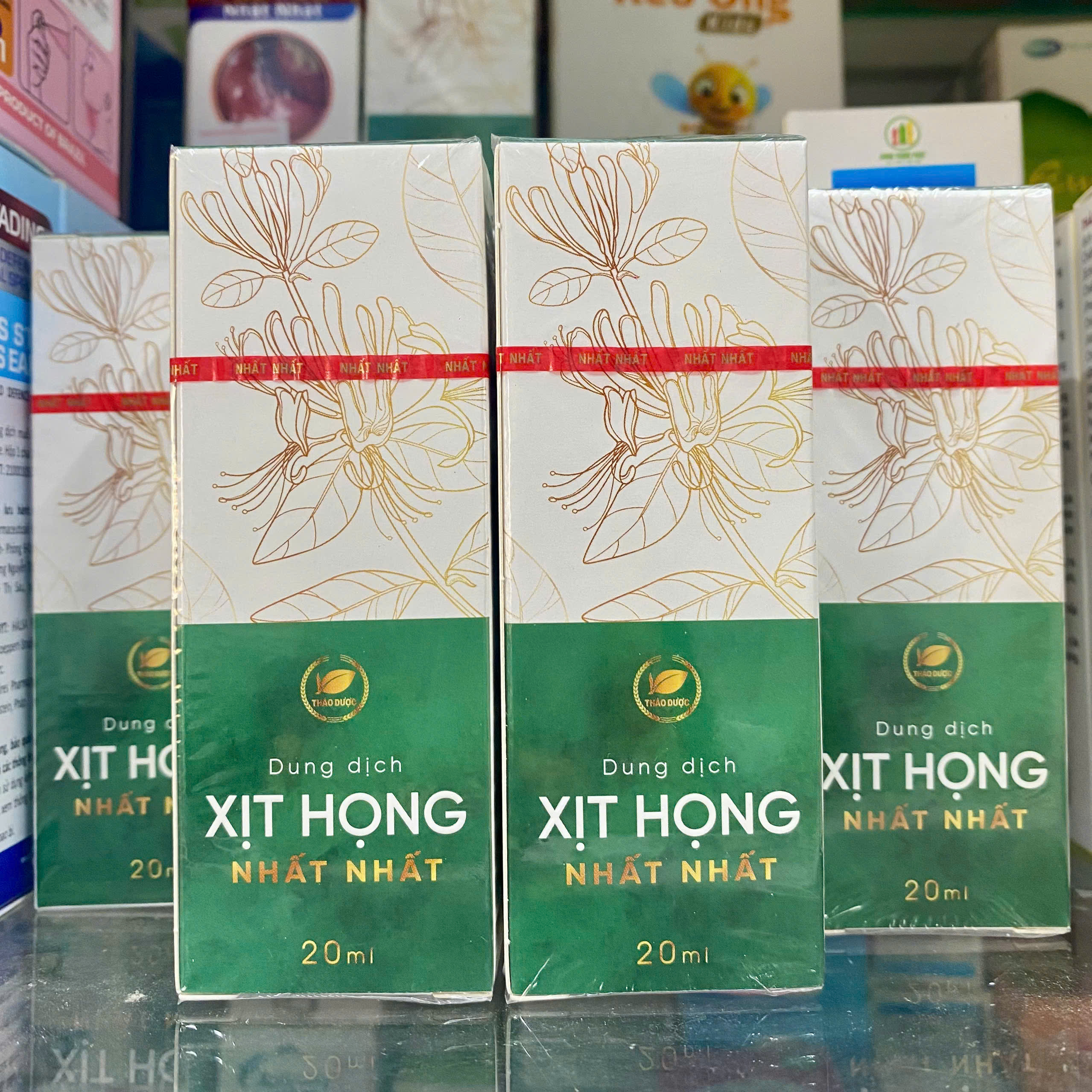 [ CHÍNH HÃNG ] Dung Dịch Xịt Họng Nhất Nhất Giảm Viêm Họng, Ngăn Ngừa Phế Quản (20ML)