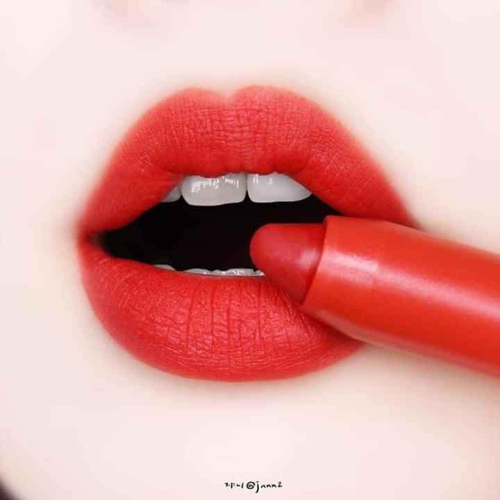 Son BÚT CHÌ Mamonde Creamy Tint Color Balm màu đỏ cam #19 tươi tắn trẻ trung