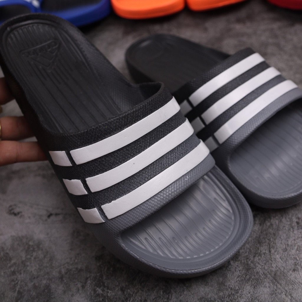 [HCM]Dép Nam Đúc 3 Sọc Quai Ngang Adidas Duramo Marbled Hàng VNXK ( Hình Thật ) - Đế Phun Đen Xám Sọc Trắng 20201009 010