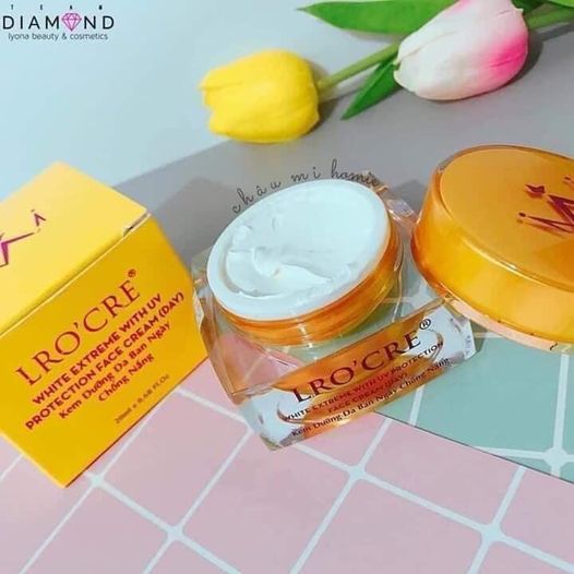KEM NGÀY LROCRE KEM FACE BAN NGÀY LẠNH- KEM SÁP ONG LROCRE