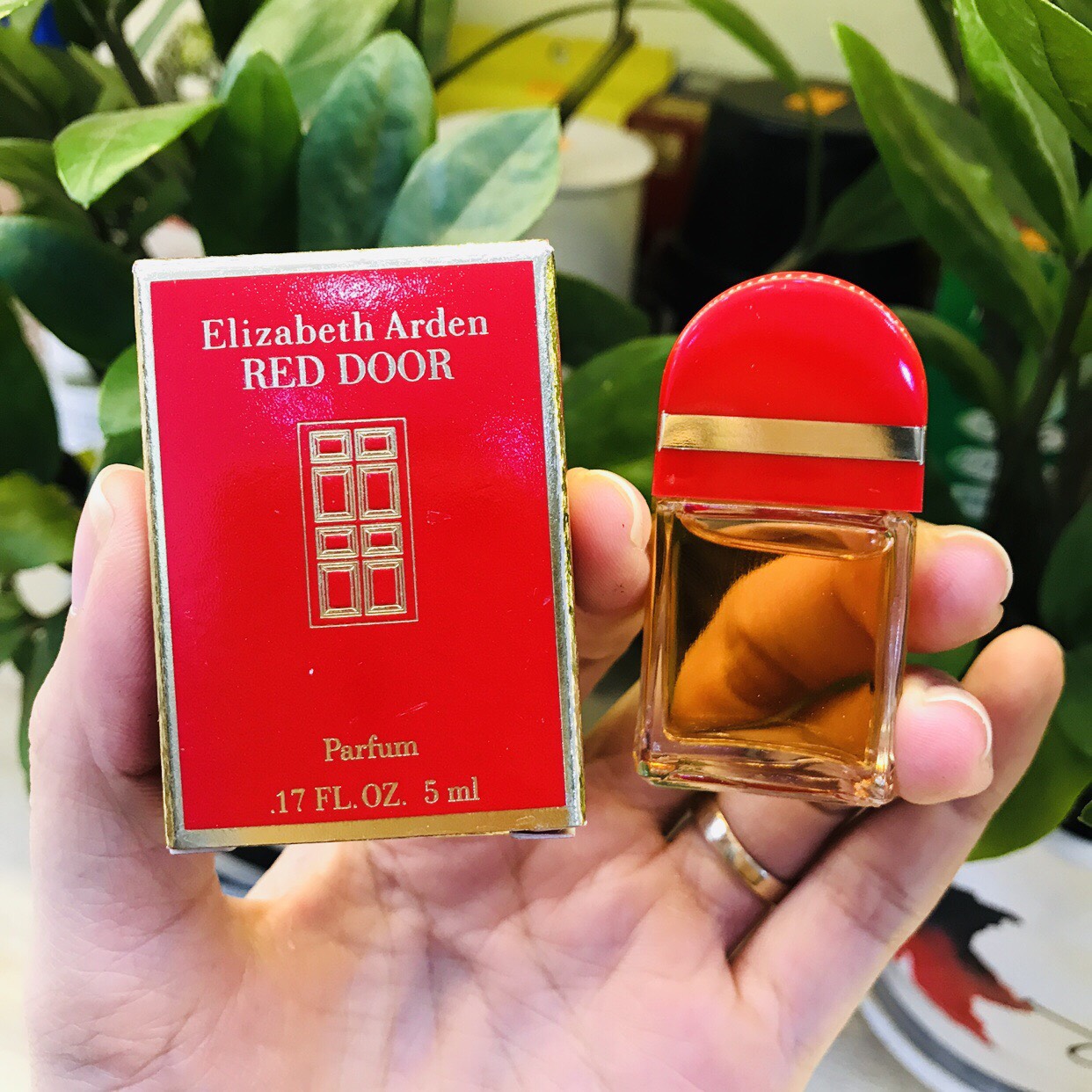 Nước hoa Elizabeth Arden Red Door mini 5ml