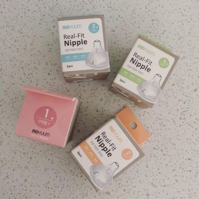 Núm bình sữa Moyuum các size