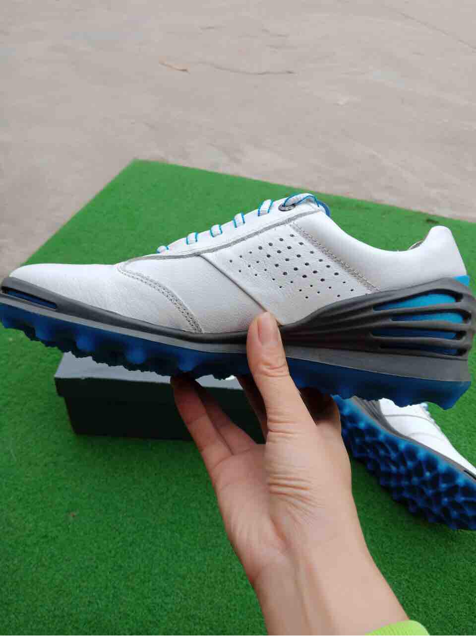 Giày golf ECO BM002