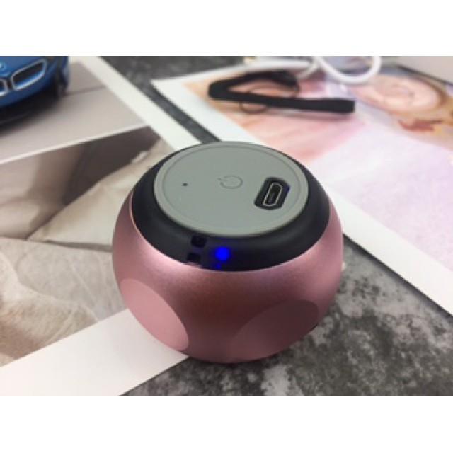 Loa Bluetooth Cầm Tay Mini Siêu Nhỏ M10 Vỏ Kim Loại, Âm Thanh Cực Chất, Nghe Nhạc Cực Hay, Có Dây Đeo Balo Tiện Lợi (Bảo hành 6 tháng)
