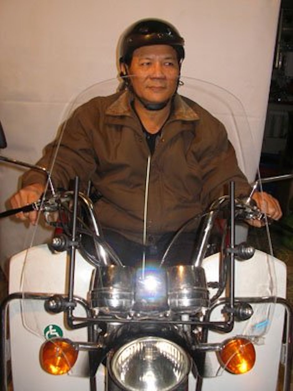 Kính chắn gió xe máy Honda CD125