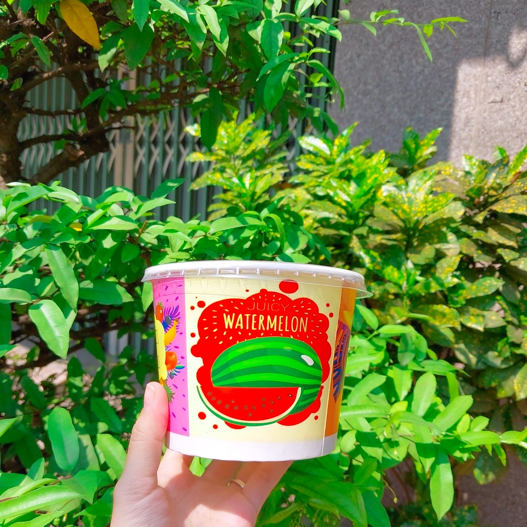 50 Tô giấy 20oz ~ 600ml màu in hình đựng thức cơm, phở, thức ăn kèm nắp tròn nhựa PP dùng 1 lần