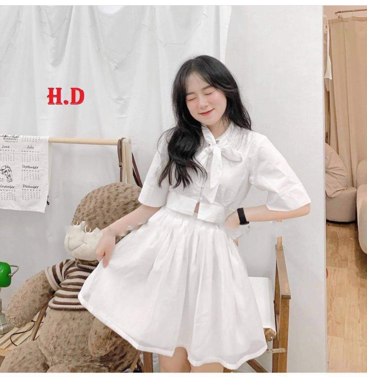 " siêu hot " sét váy áo buộc nơ áo dáng croptop buộc nơ cực xinh đi cùng chân váy 2 lớp cực đẹp luôn ạ