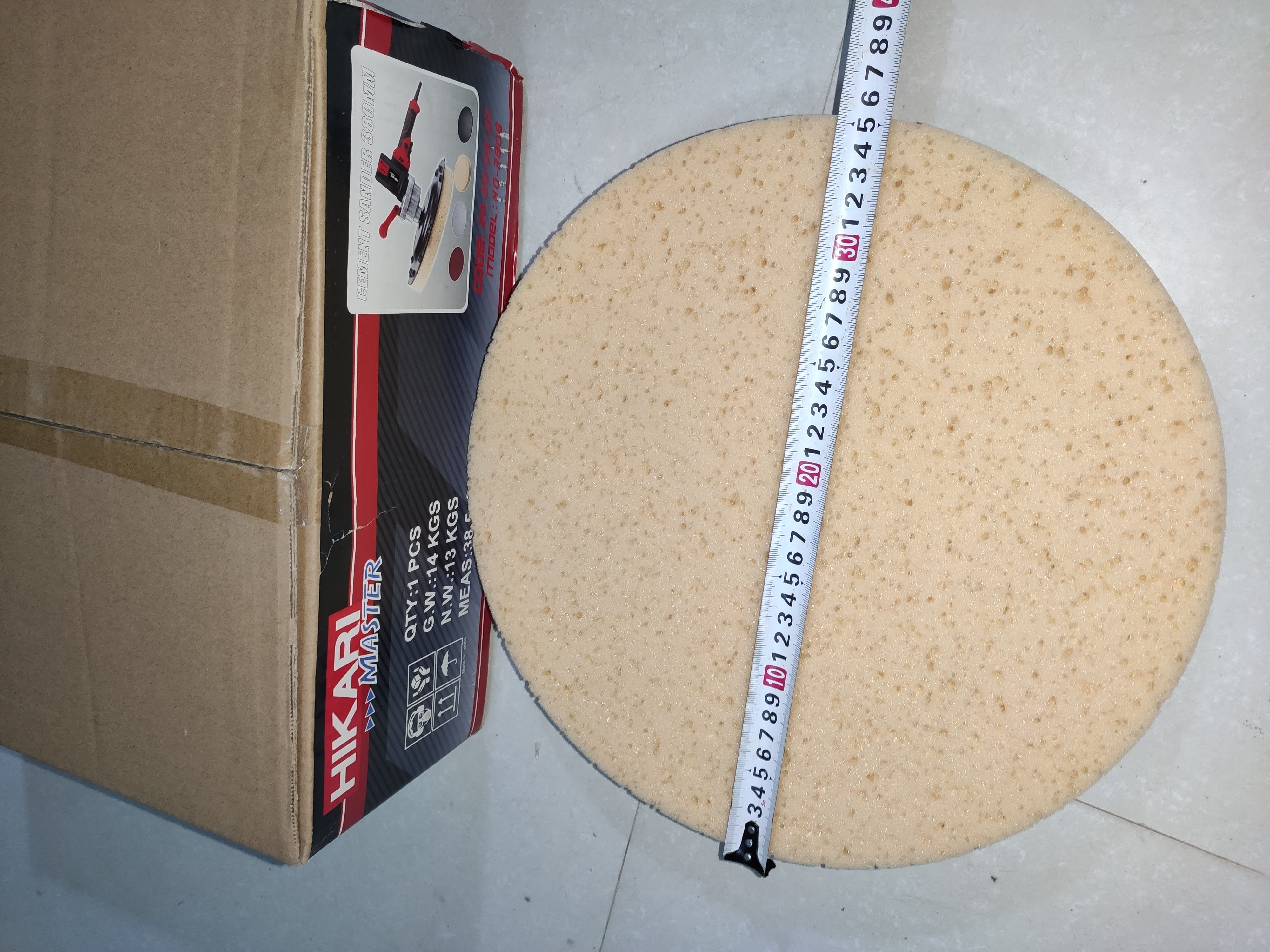 Mút xốp cho máy xoa vữa tường Hikari HQ 380B,  đường kính mút 355mm, dày 5cm.