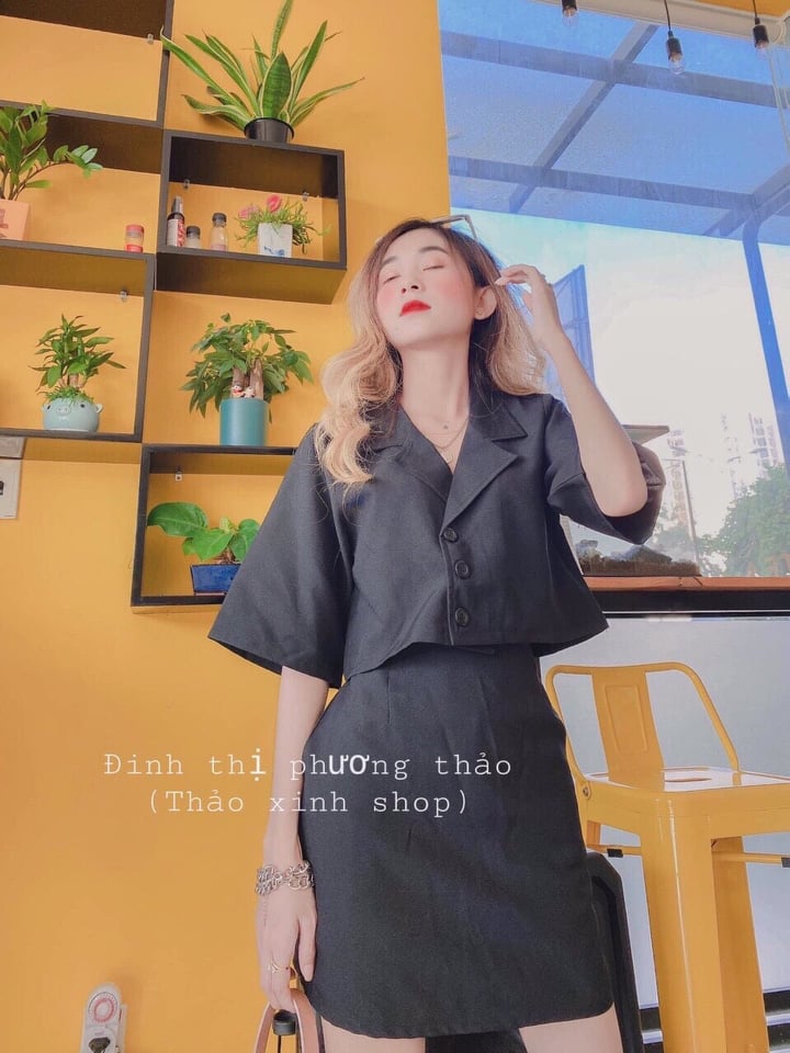 SÉT VEST KÈM CHÂN VÁY XINH XINH