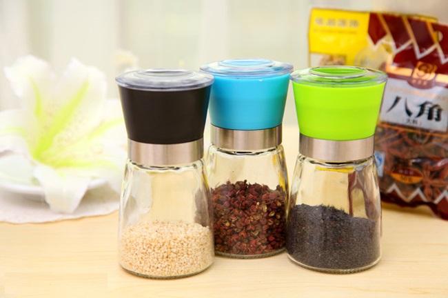 Dụng cụ xay tiêu thủy tinh cầm tay