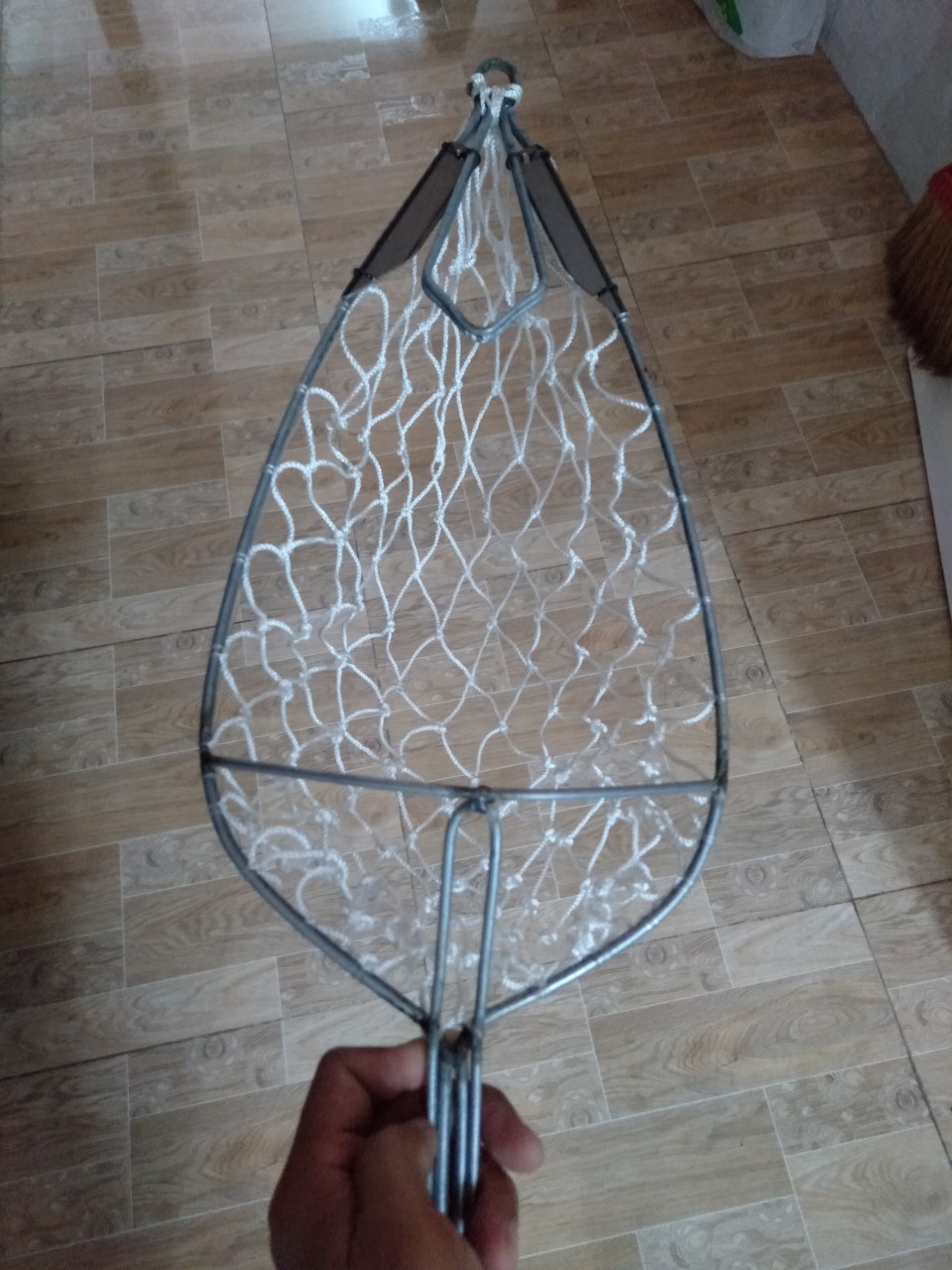 Lồng hái trái cây trên cao