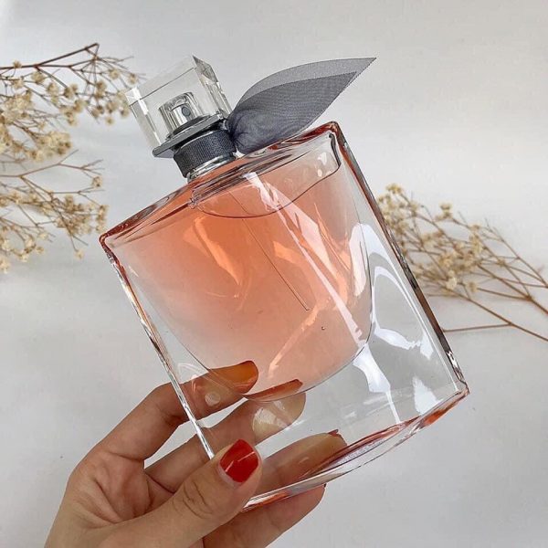 Nước Hoa Nữ La Viee Est Belle hương thơm ngọt ngào nữ tính