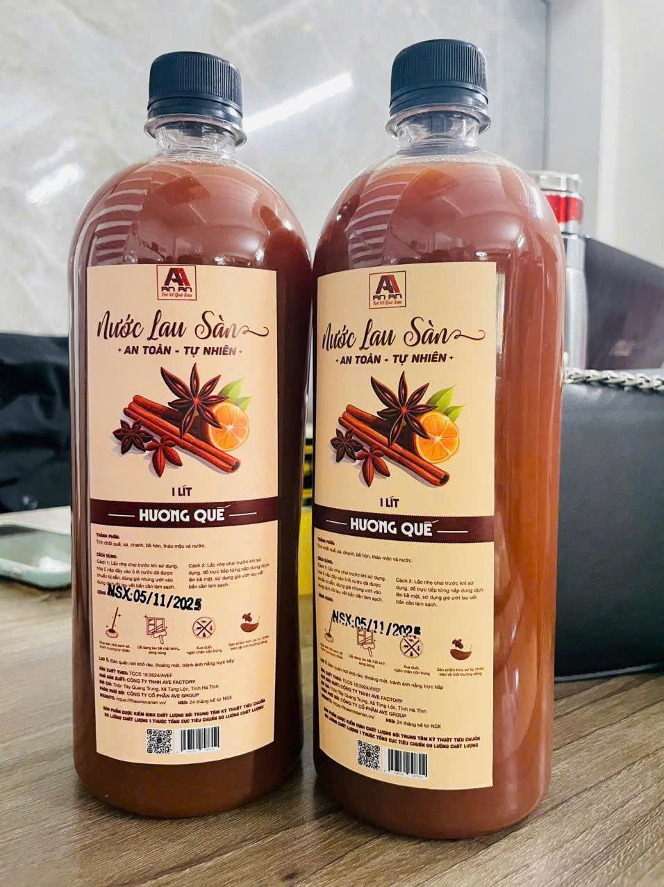 [Hcm] an an Floor Cleaner from Essential Oils of Cinnamon, Lemongrass, Soapberry/ Repels Insects |   Safe for the Skin |   Gentle Fragrance - 1000ml Bottle