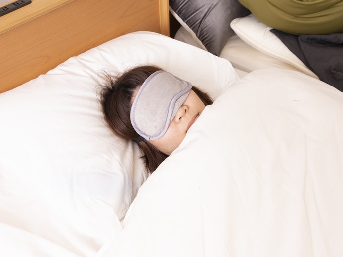 Dụng cụ bịt mắt khi ngủ giúp dễ đi vào giấc ngủ