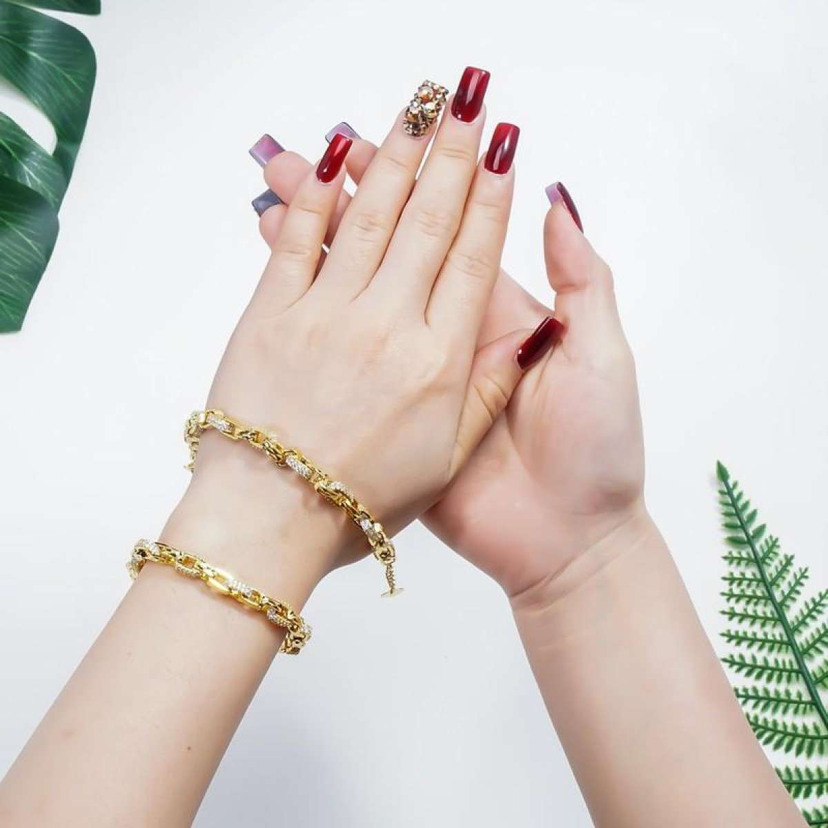 (Freesize) Lắc tay nữ mắc xích đính đá mạ vàng 18k - Giống vàng th.ật 99% MUH 13.11 84R