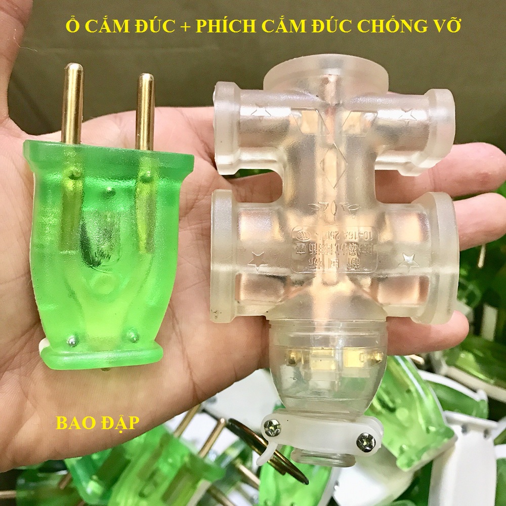 Bộ ổ cắm và phích cắm đúc bao va đập