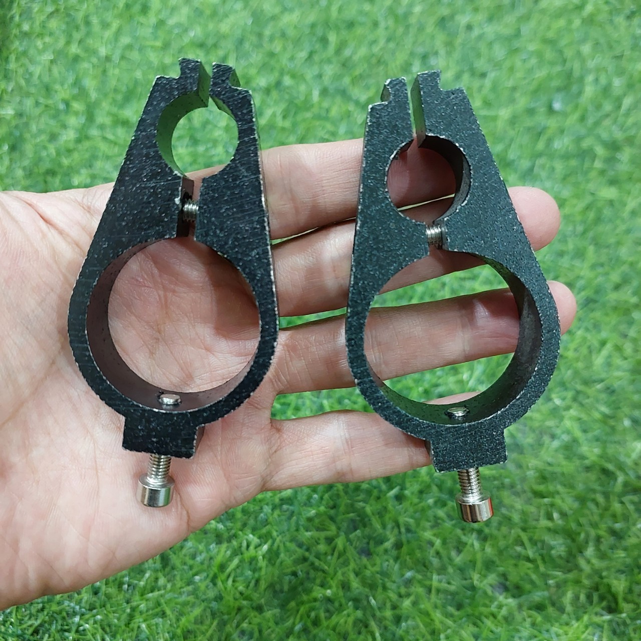 Cặp còng bơm xe thanh lý định hình truyen thong f16