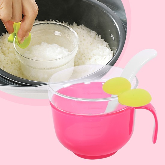 Cốc nấu cháo và cơm nát trong nồi cơm điện Richell Nhật