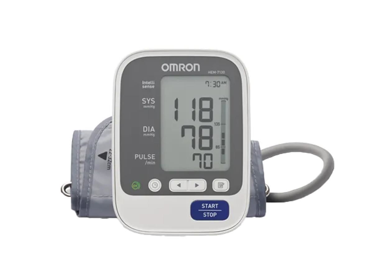 Máy đo huyết áp bắp tay tự động Omron HEM-7130 BH chính hãng 5 năm, KM bộ đổi nguồn.